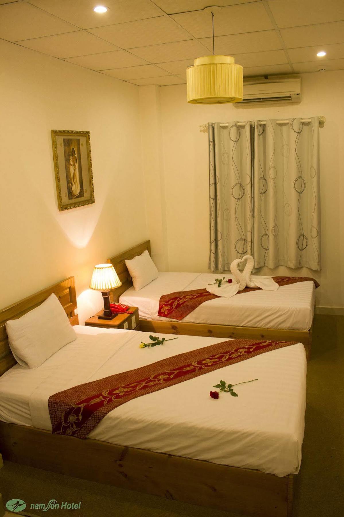 Nam Son Hotel Ho Chi Minh City Bagian luar foto