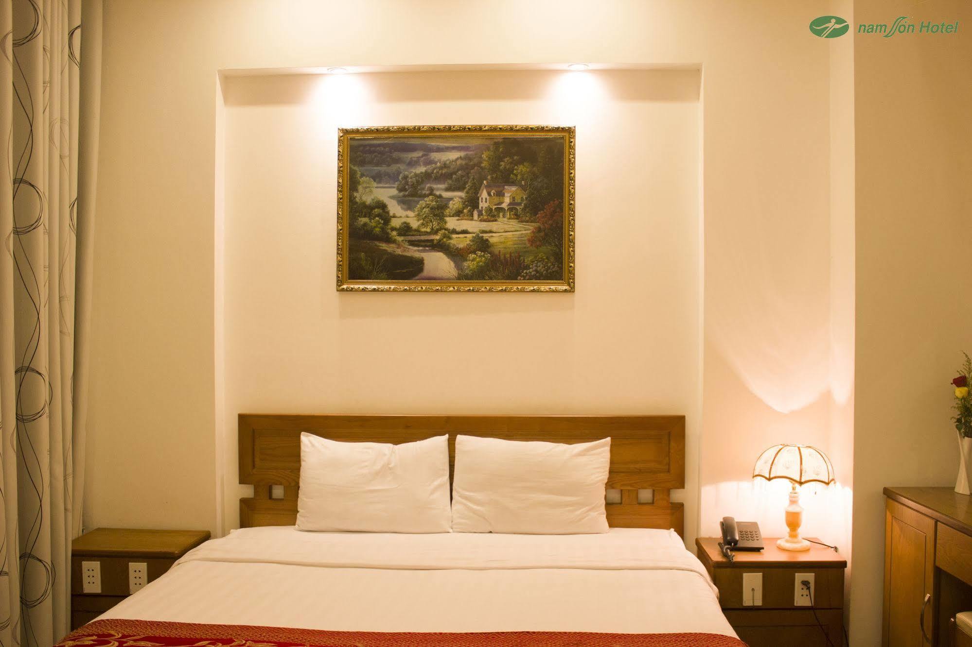 Nam Son Hotel Ho Chi Minh City Bagian luar foto