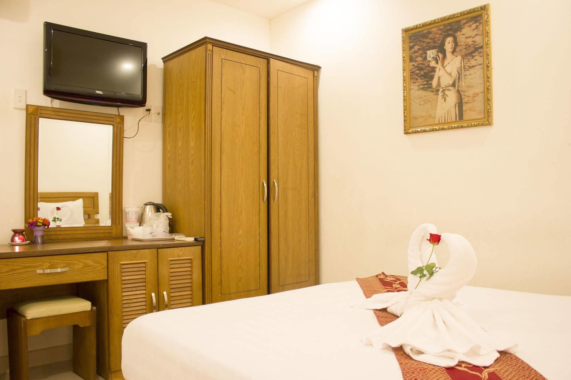 Nam Son Hotel Ho Chi Minh City Bagian luar foto
