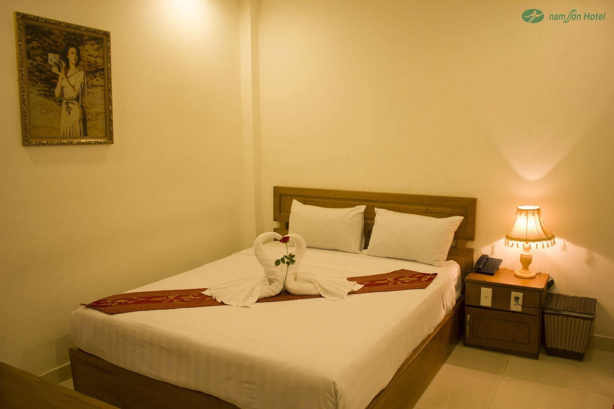 Nam Son Hotel Ho Chi Minh City Bagian luar foto