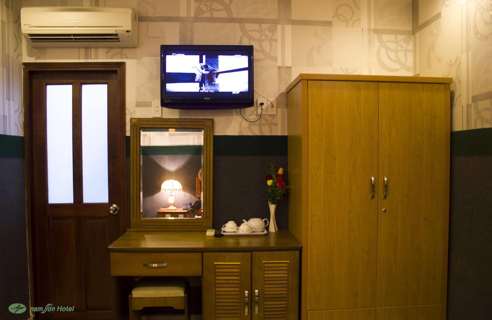 Nam Son Hotel Ho Chi Minh City Bagian luar foto