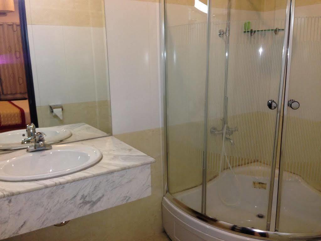 Nam Son Hotel Ho Chi Minh City Bagian luar foto